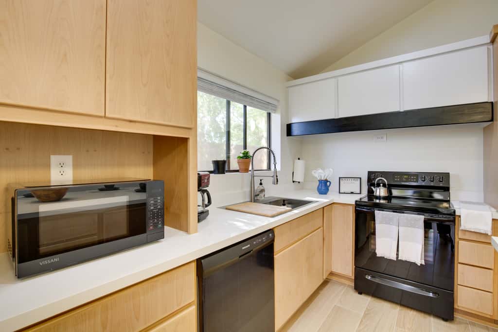Renovated Yuma Home w/ Community Pool!
