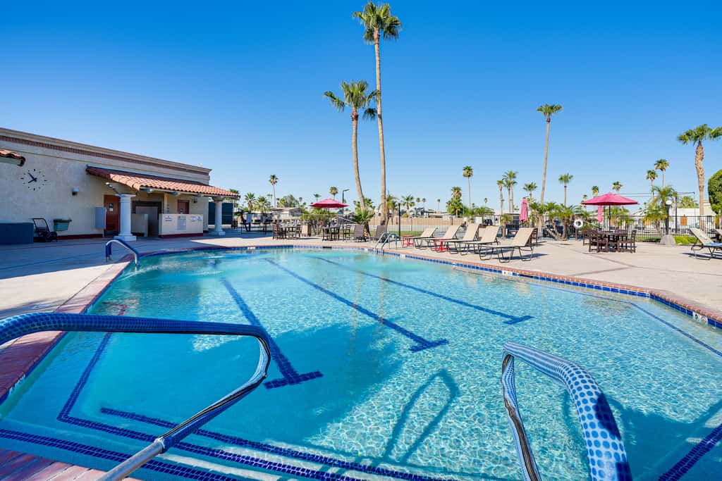 Pool, Hot Tub & Tennis Courts: Yuma Home Near Dtwn
