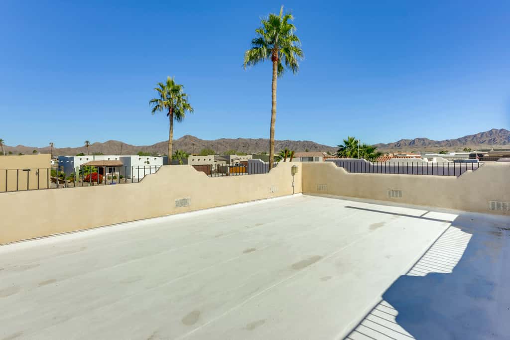 Mtn-View Casita w/ Rooftop Deck & Patio in Yuma!