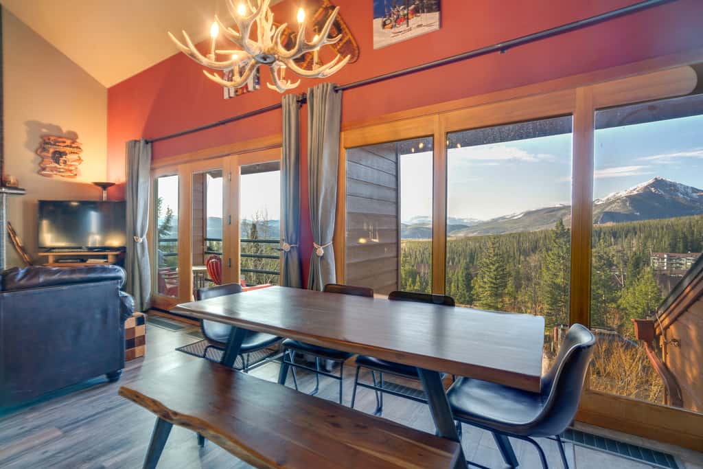 All-Season Base w/ Epic Views in Silverthorne!
