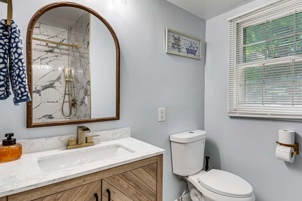 Spacious Home w/ Hot Tub, 14 Mi to Downtown ATL!