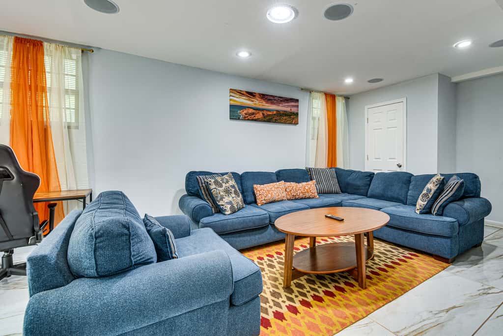 Spacious Home w/ Hot Tub, 14 Mi to Downtown ATL!