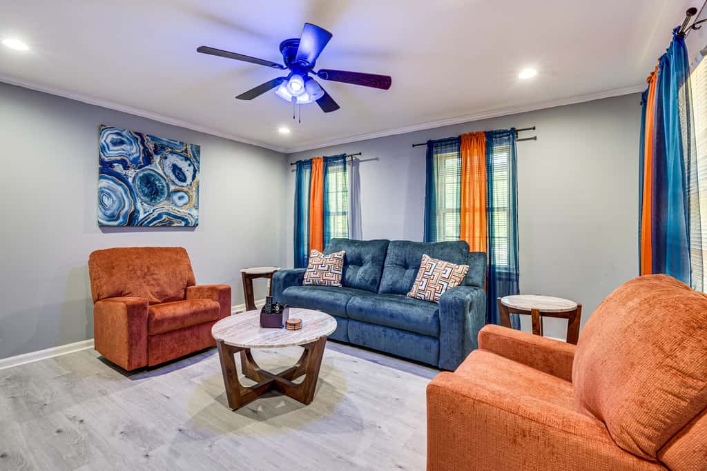 Spacious Home w/ Hot Tub, 14 Mi to Downtown ATL!