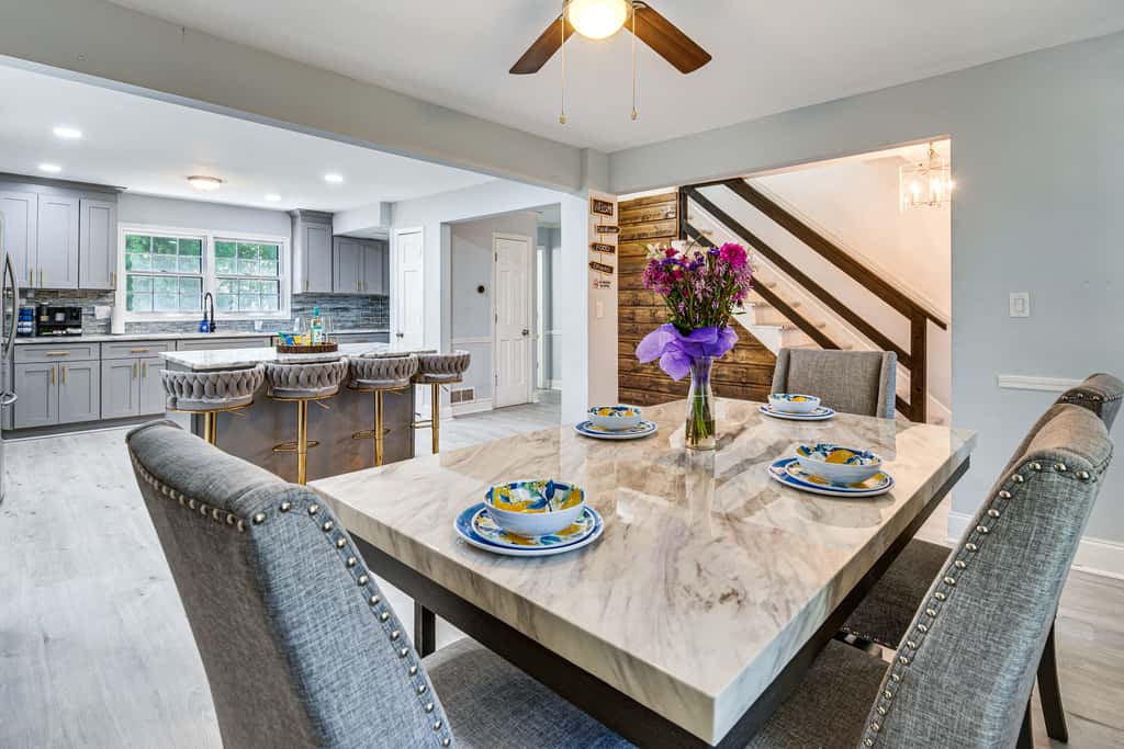 Spacious Home w/ Hot Tub, 14 Mi to Downtown ATL!