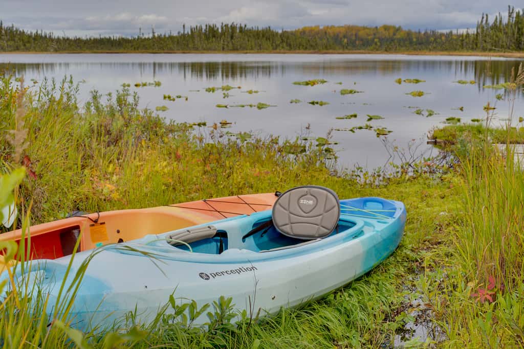 Lakefront Bliss! Ultimate Soldotna Retreat w/ Deck