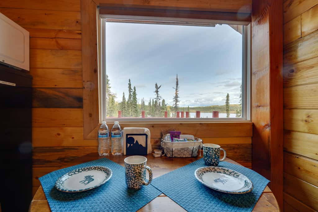 Lakefront Bliss! Ultimate Soldotna Retreat w/ Deck