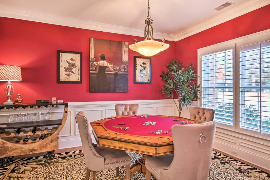 Upscale Home w/ Poker Room < 1 Mi to Golf!