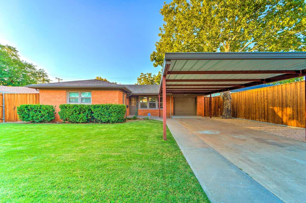 Accessible Lubbock Home w/ Yard: Near Texas Tech!