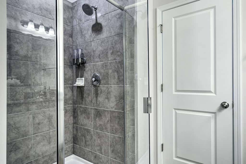 Tasteful Durham Townhome - 6 Mi to Downtown!