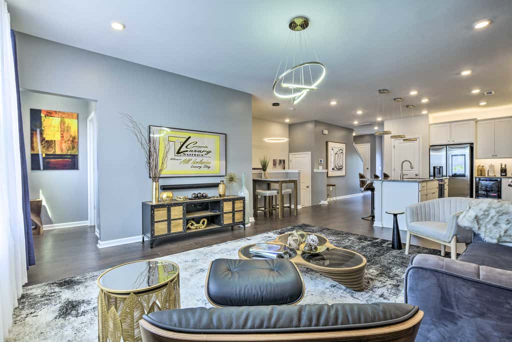 Tasteful Durham Townhome - 6 Mi to Downtown!