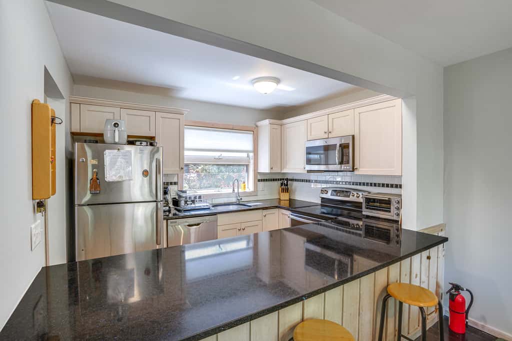 Ski, Hike & More: Year-Round Gem in Windham