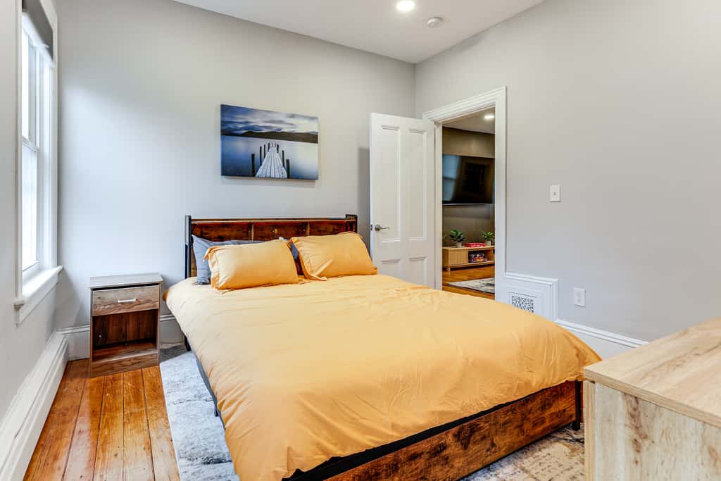 1 Mi to Dtwn: Pet-Friendly Providence Apt w/ Yard