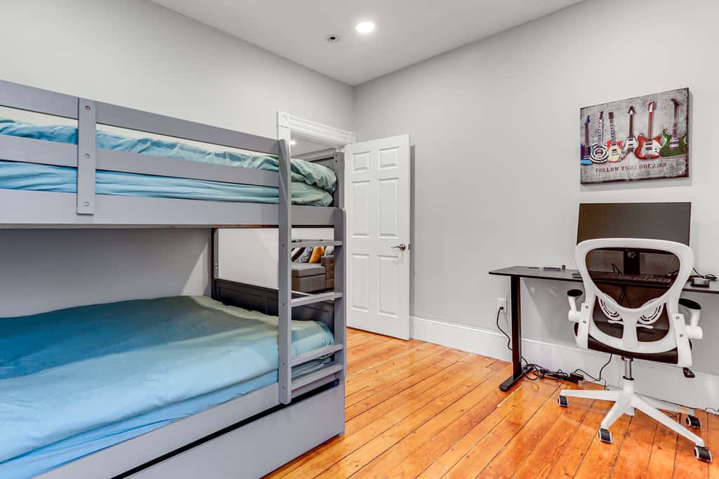 1 Mi to Dtwn: Pet-Friendly Providence Apt w/ Yard
