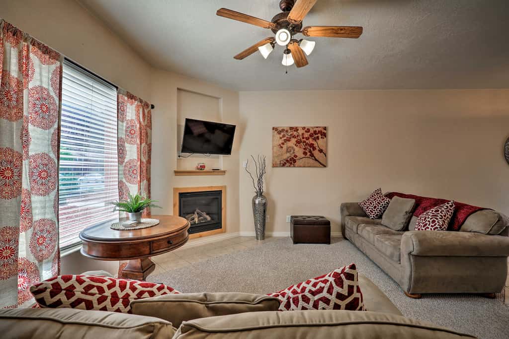 Kanab Condo w/ Pool & Patio, 30 Mi to Zion NP