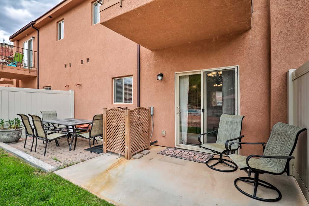 Kanab Condo w/ Pool & Patio, 30 Mi to Zion NP