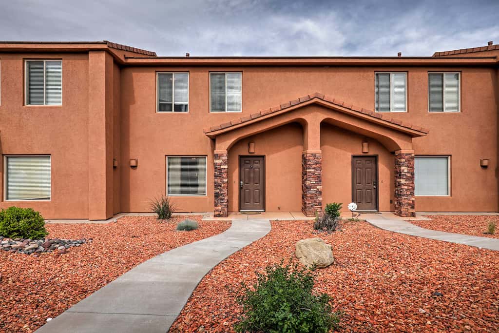 Kanab Condo w/ Pool & Patio, 30 Mi to Zion NP