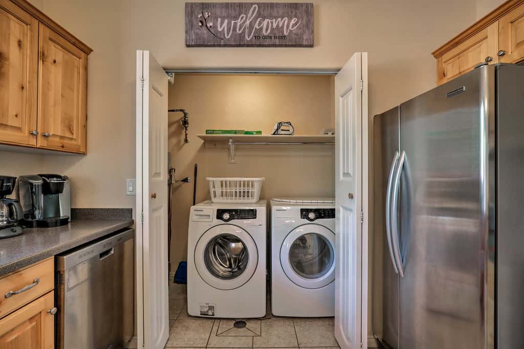 Kanab Condo w/ Pool & Patio, 30 Mi to Zion NP