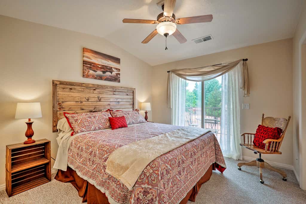Kanab Condo w/ Pool & Patio, 30 Mi to Zion NP