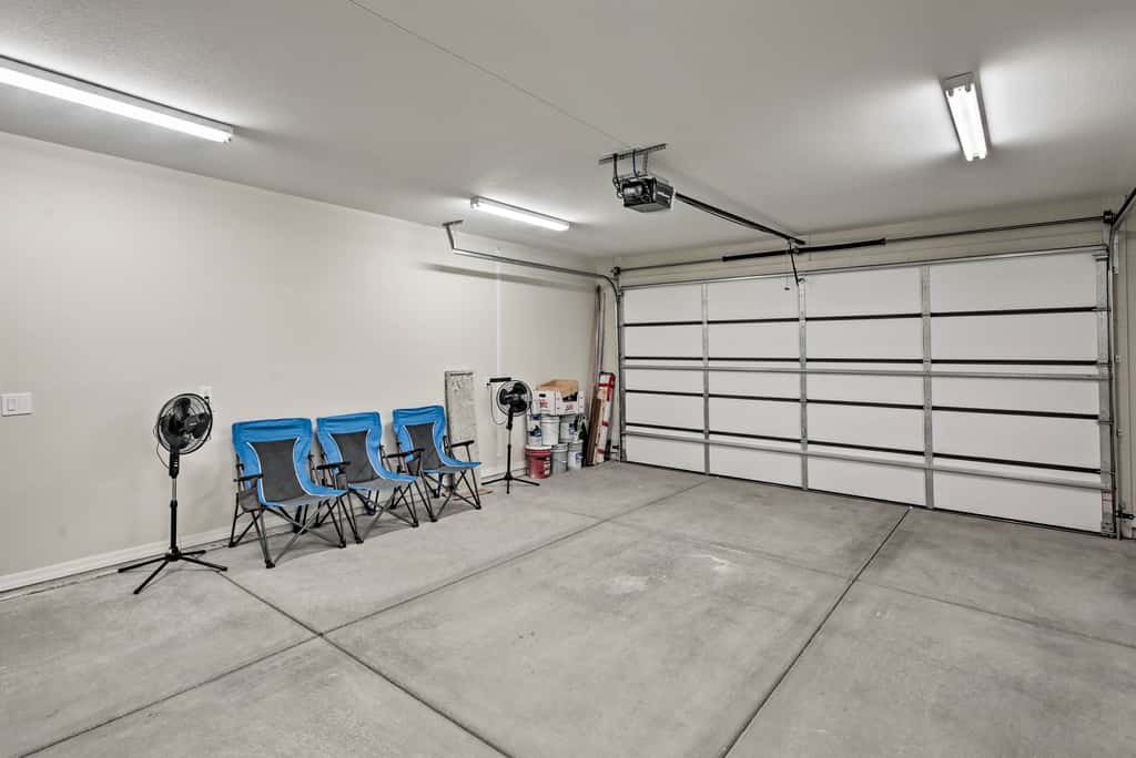 Luxe Home w/ OHV Access, 5 Mi to Lake Mohave!