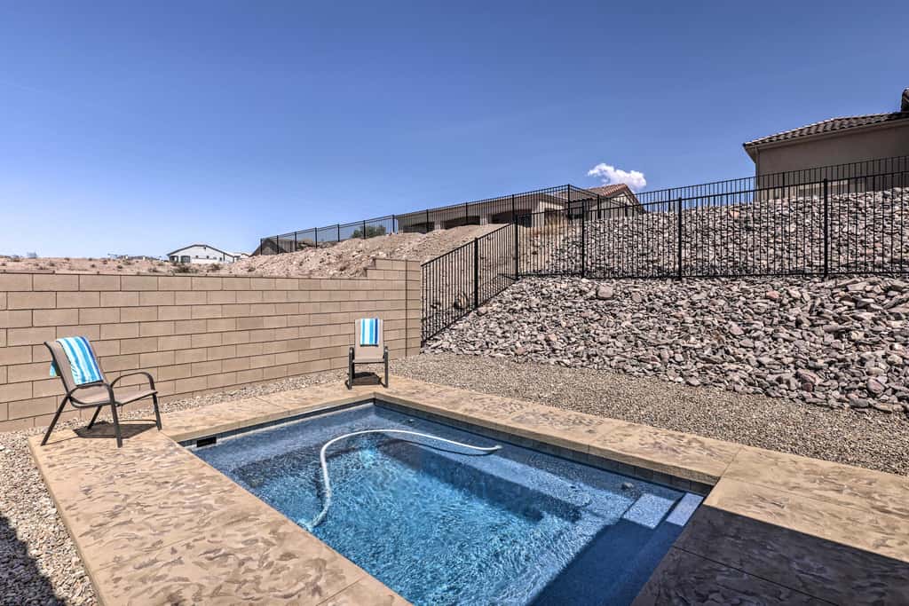 Luxe Home w/ OHV Access, 5 Mi to Lake Mohave!