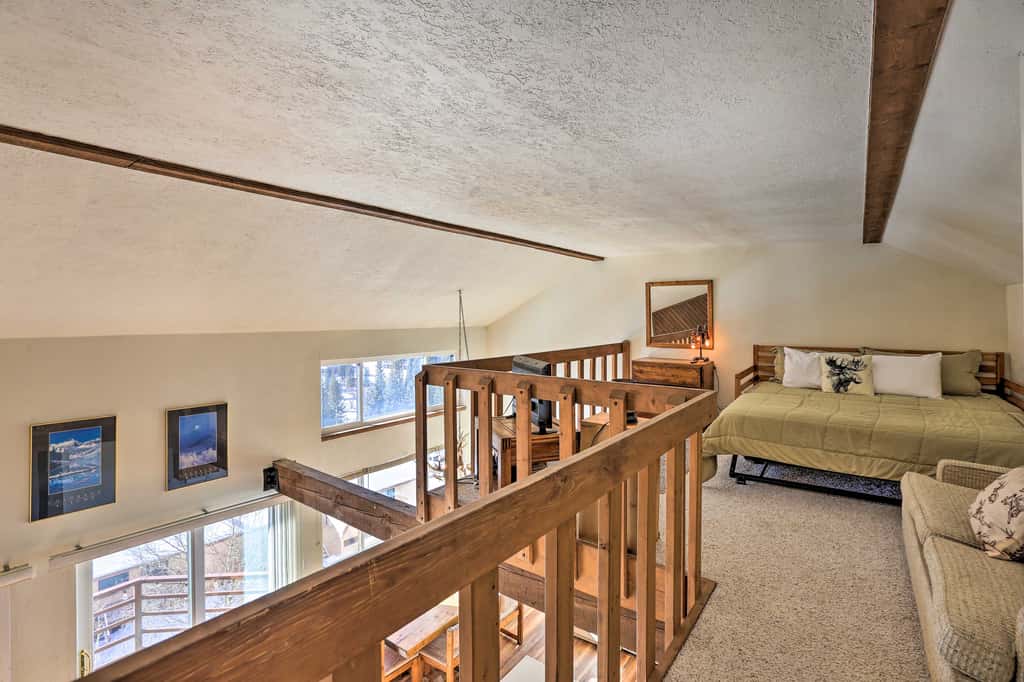 Mtn-View Silverthorne Gem w/ Shared Hot Tub