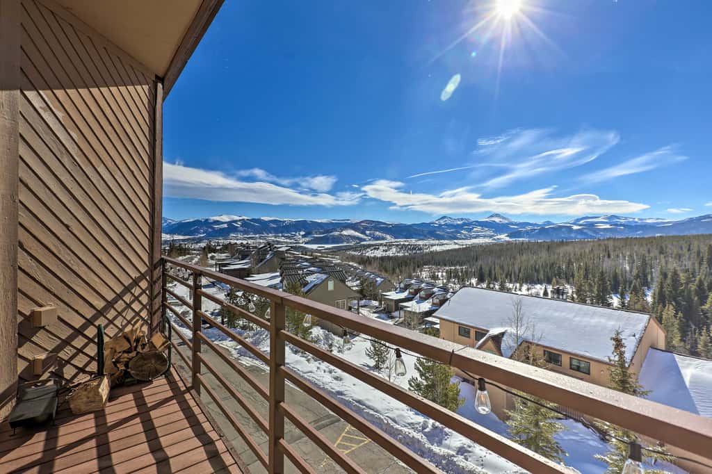 Mtn-View Silverthorne Gem w/ Shared Hot Tub