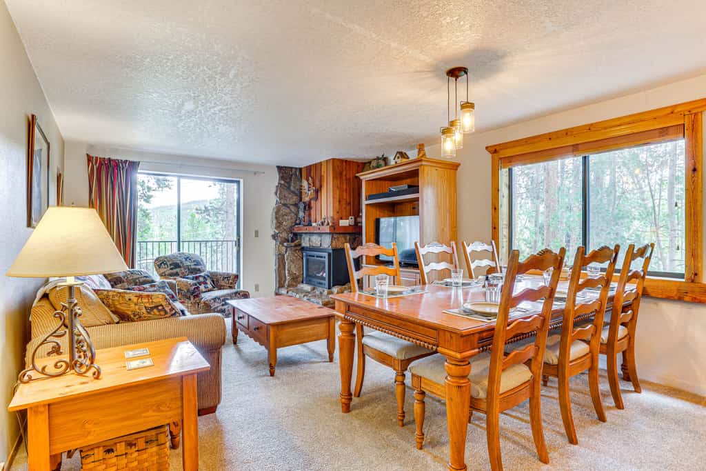 Winter Park Condo w/ Pool + Ski Shuttle Access!