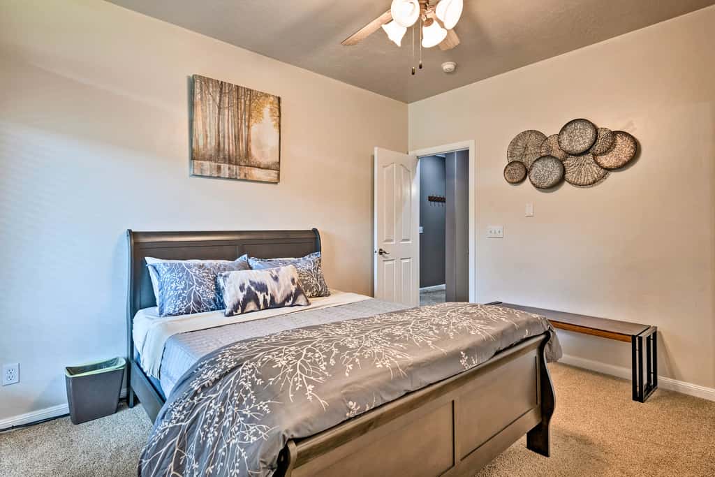 Renovated Condo 8 Miles to Snowbasin Ski Resort!