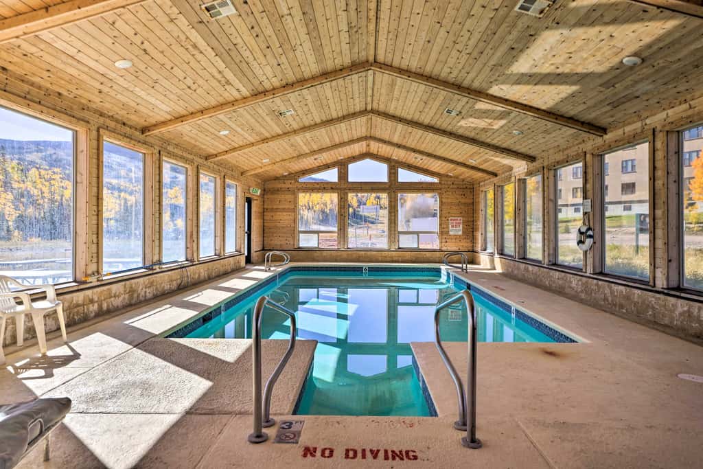 Walk to Brian Head Resort: Cozy Studio w/ Balcony