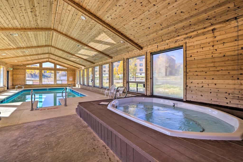 Walk to Brian Head Resort: Cozy Studio w/ Balcony