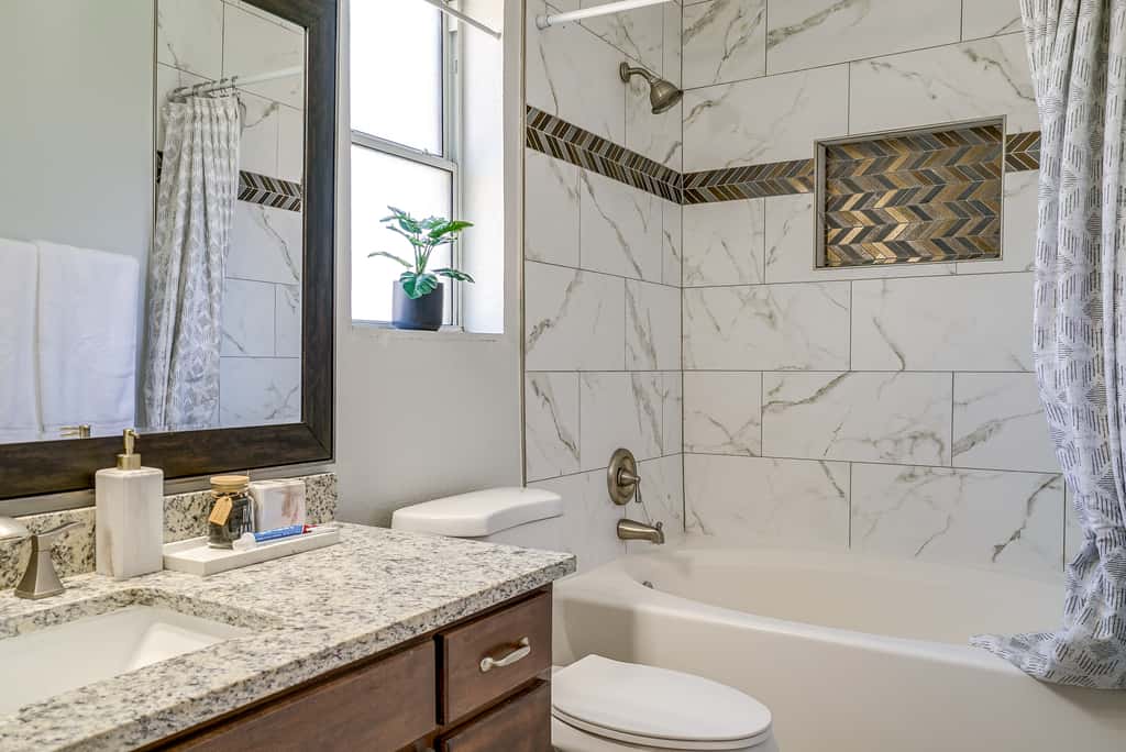 20 Mi to Dtwn El Paso: Pet-Friendly Retreat!