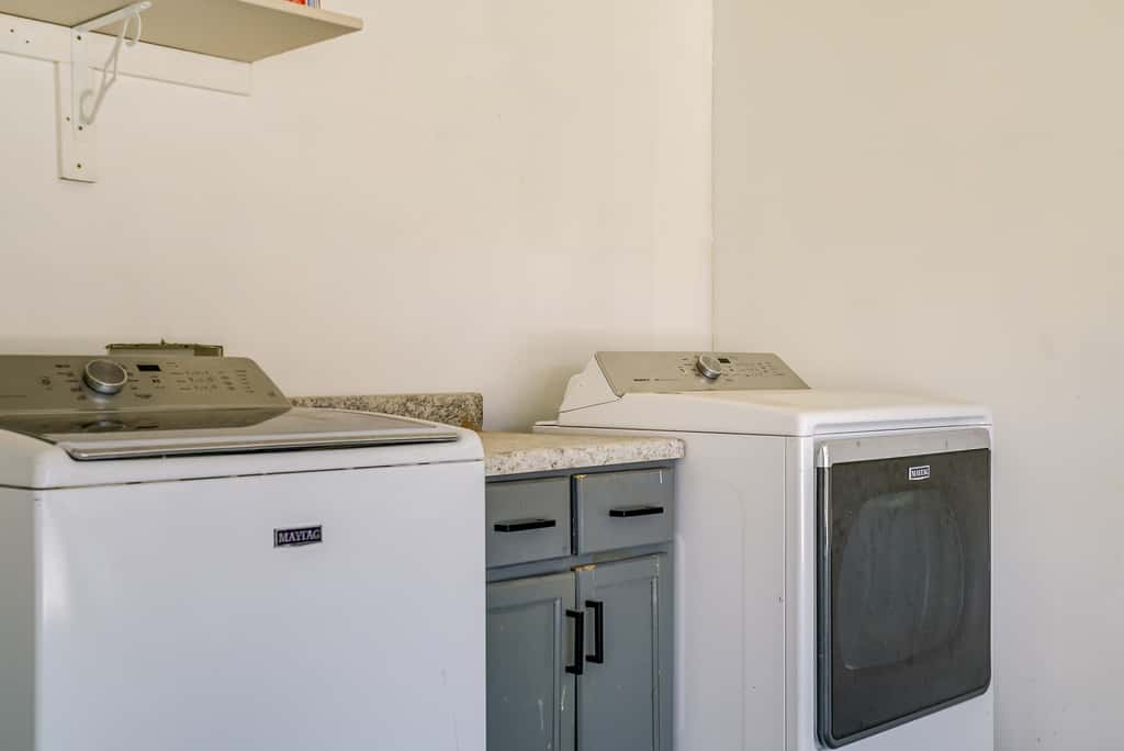 20 Mi to Dtwn El Paso: Pet-Friendly Retreat!
