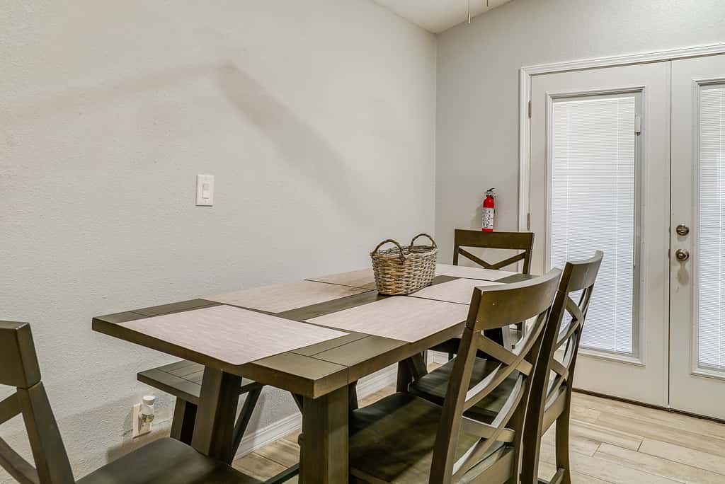 20 Mi to Dtwn El Paso: Pet-Friendly Retreat!
