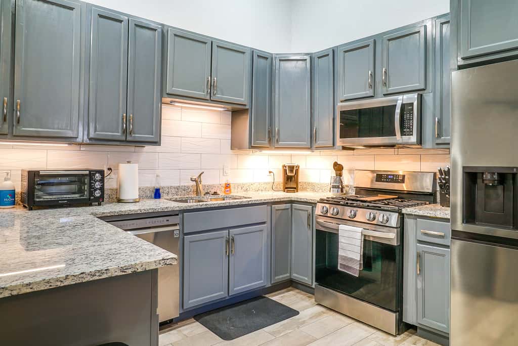 20 Mi to Dtwn El Paso: Pet-Friendly Retreat!