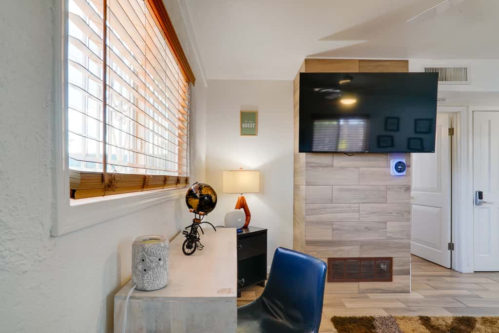 Gated 1BR Apt Near UMC + Texas Tech