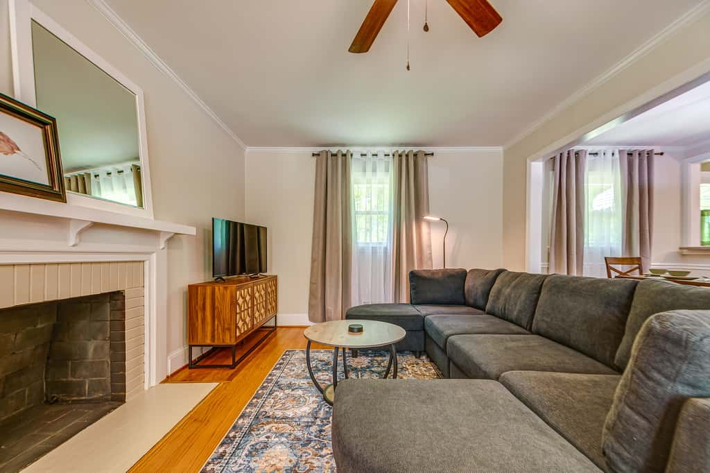 1 Mi to Dtwn Cary: Family Home w/ Spacious Yard