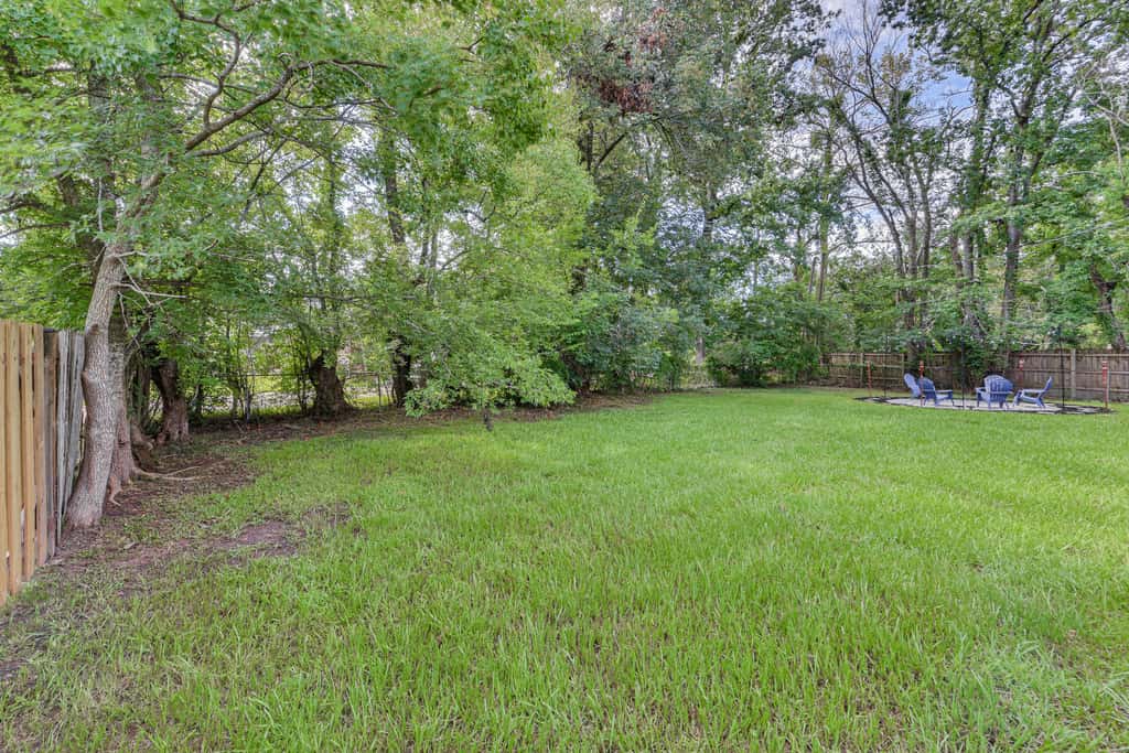 Baton Rouge Home w/ Yard ~ 14 Mi to Downtown!