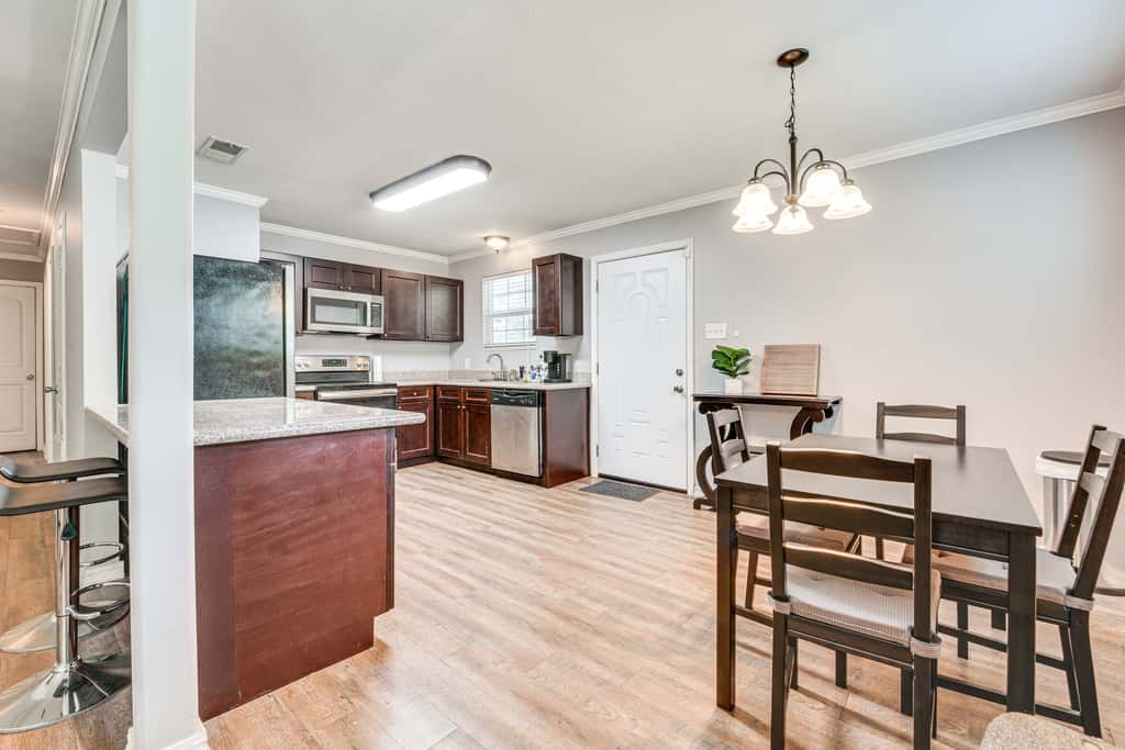 Baton Rouge Home w/ Yard ~ 14 Mi to Downtown!
