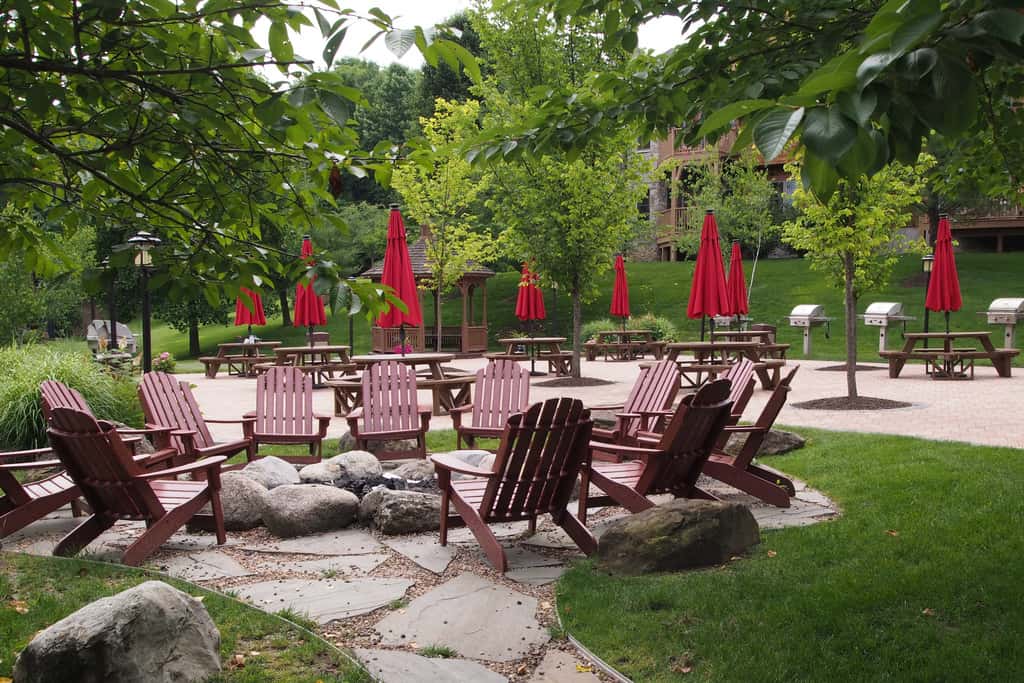 Spacious Condo w/ View < 1 Mi to Mtn Creek Resort!