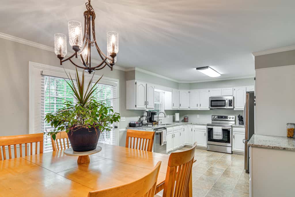 Private Yard & Deck: High Point Home Base!