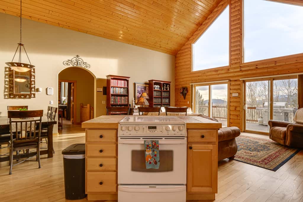 Fairplay Cabin w/ Mtn Views - 24 Mi to Breck!