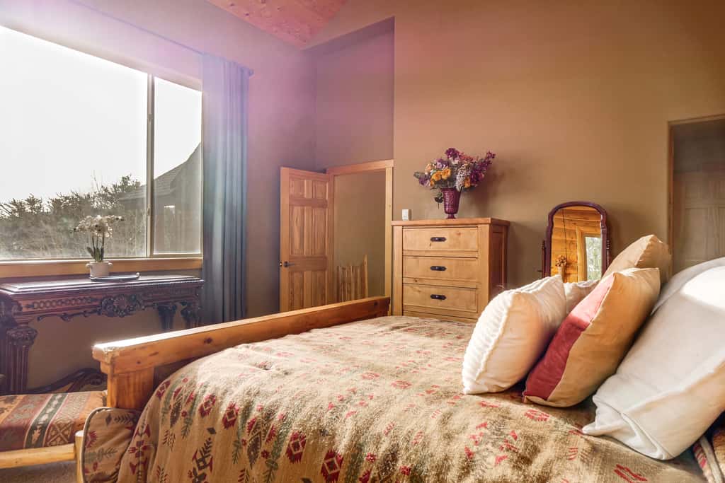 Fairplay Cabin w/ Mtn Views - 24 Mi to Breck!