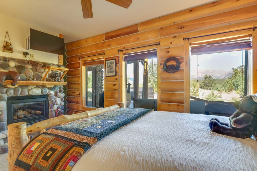 Alma Mountain Getaway w/ Private Hot Tub & Views