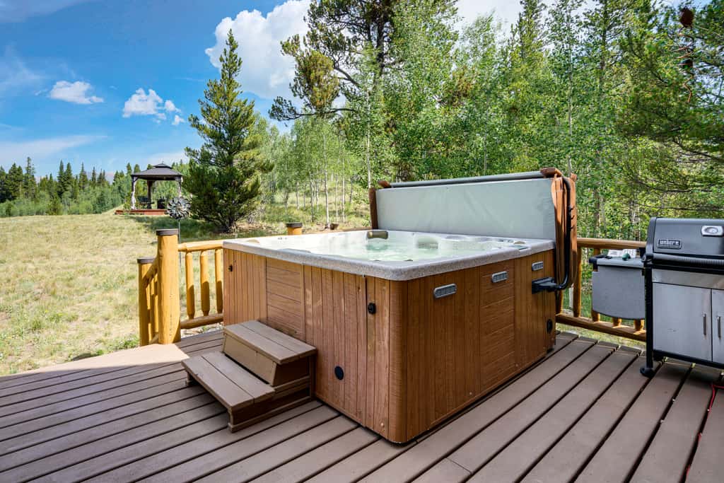 24STR-00023 Fairplay Cabin w/ Hot Tub on 4 Acres!