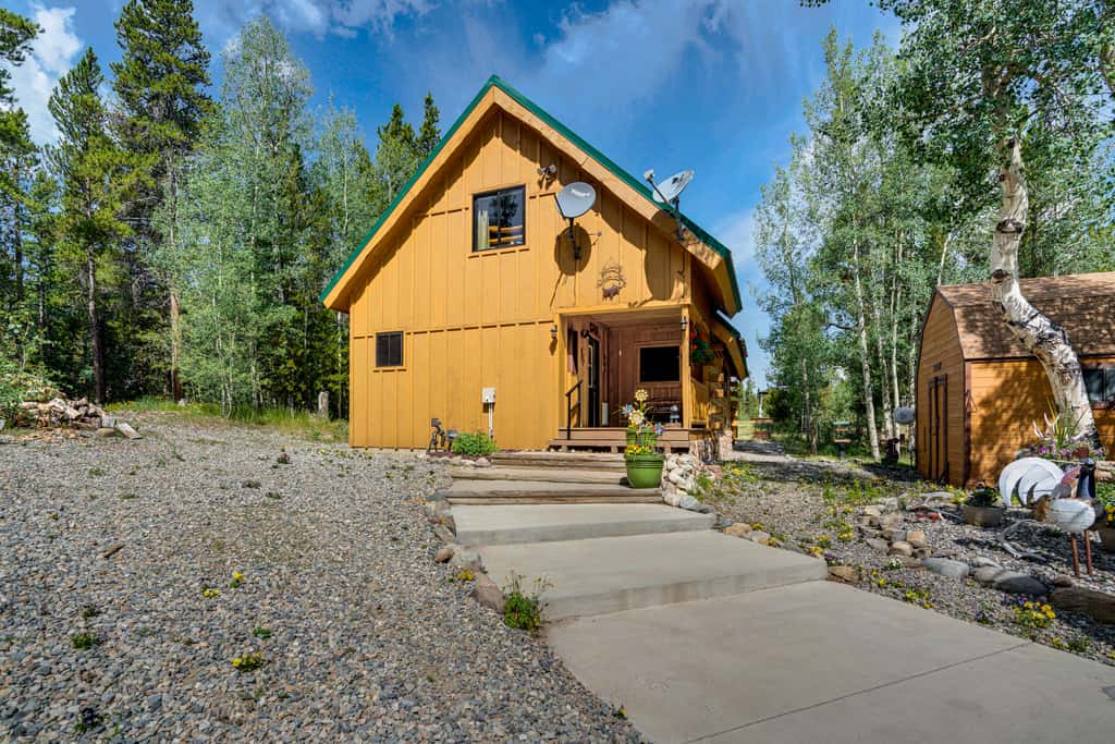 24STR-00023 Fairplay Cabin w/ Hot Tub on 4 Acres!
