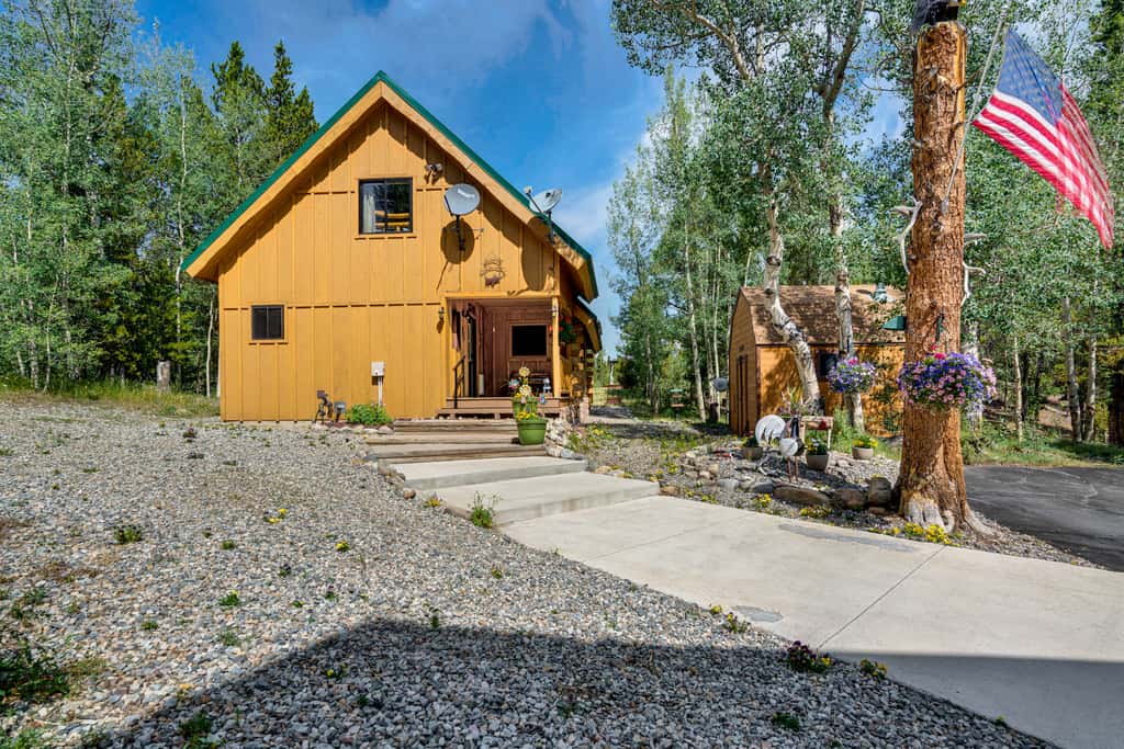 24STR-00023 Fairplay Cabin w/ Hot Tub on 4 Acres!
