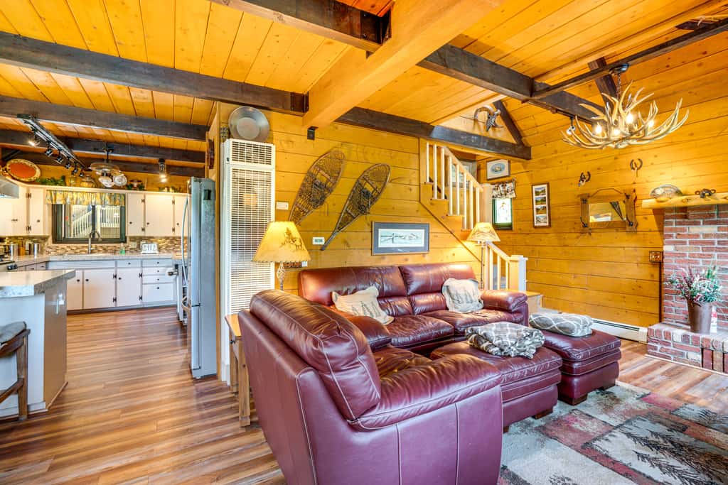 24STR-00023 Fairplay Cabin w/ Hot Tub on 4 Acres!