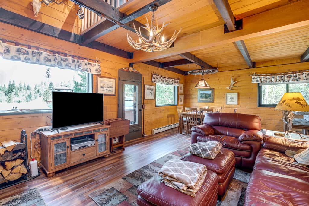 24STR-00023 Fairplay Cabin w/ Hot Tub on 4 Acres!