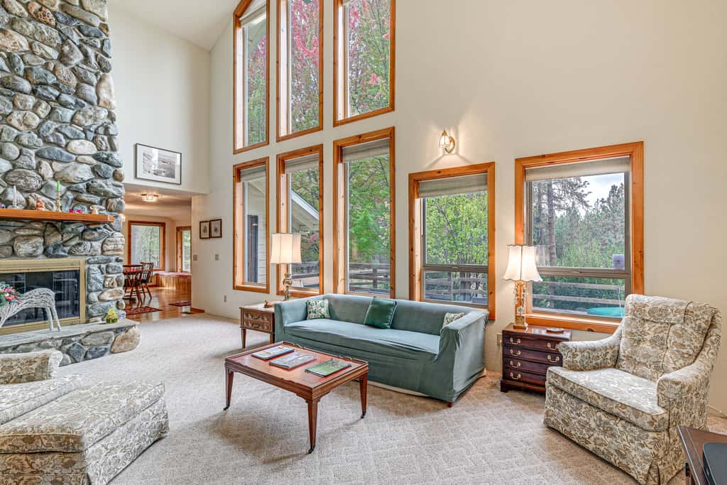 11 Mi to Cathedral Hills: Home w/ Wooded Views!
