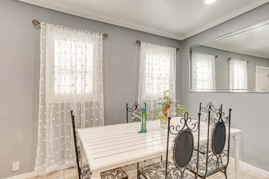 Dog-Friendly Extended Stay, 3 Mi to Dtwn OKC!
